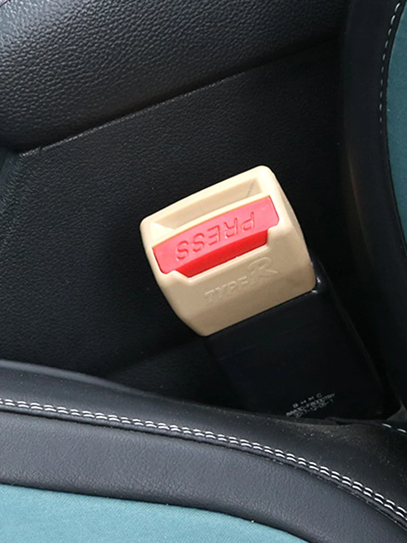 

2 шт. удлинитель зажима для автомобильного ремня безопасности застежка для ремня безопасности Толстая вставка удлинитель розетки Защитная пряжка аксессуары для ремня безопасности