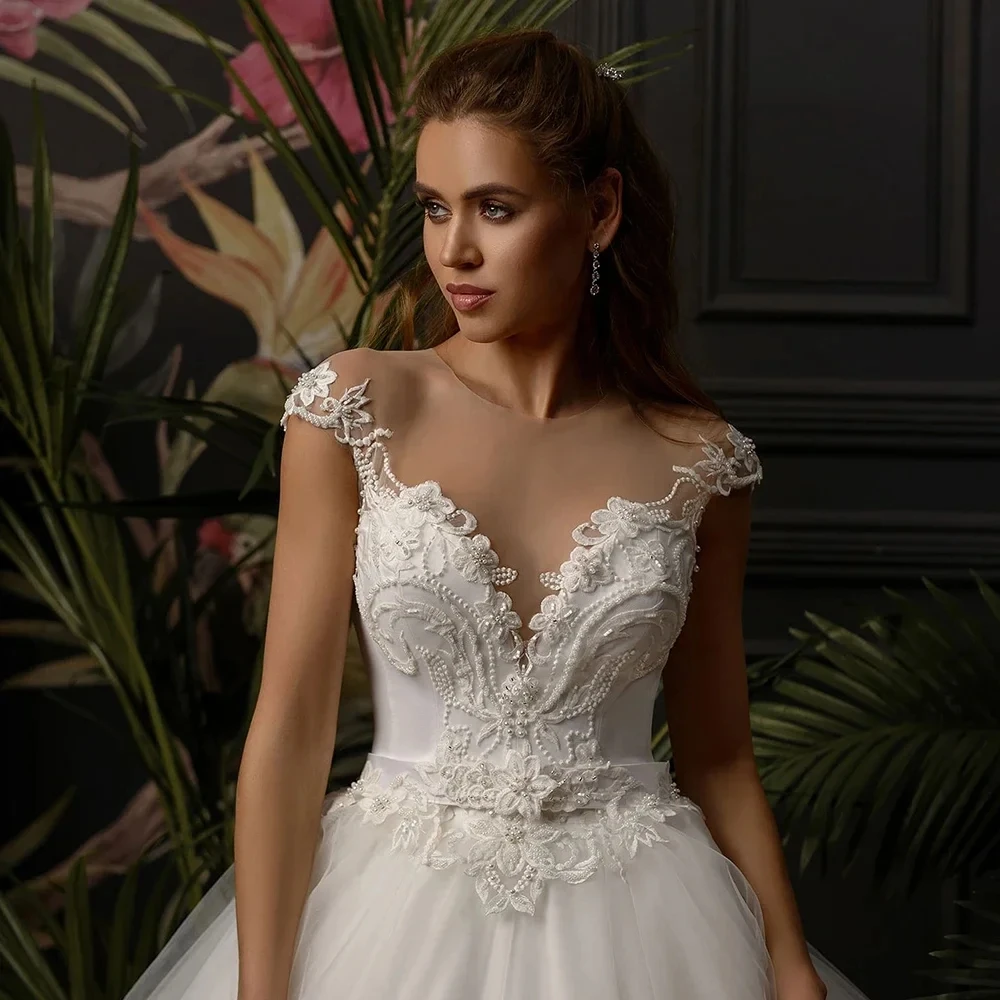 2025 Preciosos Vestidos De Boda De Princesa con cuello redondo, flores, encaje, volantes, tul escalonado, vestido De novia, tren De barrido, Vestidos De novia