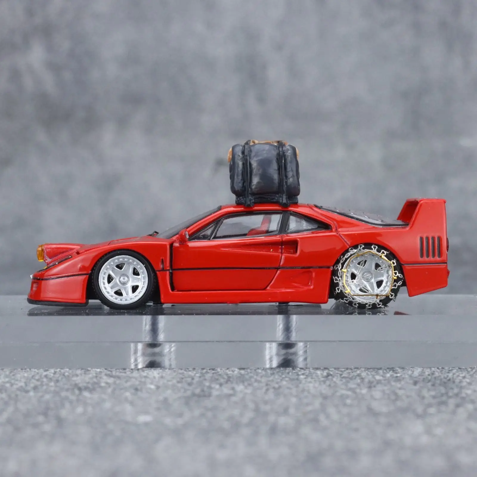 Diecast 1/64 Scale Findclassically Model Car Ferrari F40 Alloy Car Model Ferrari F40 Play Vehicles Toys for Boys Original Box