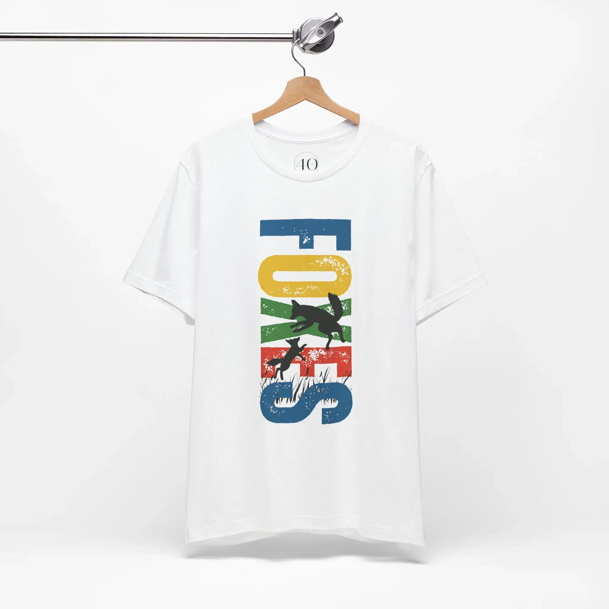 Füchse T-Shirt mit springender Silhouette, Natur, Wildtierliebhaber, Tier, Baumwoll-Top, bunter Fuchs