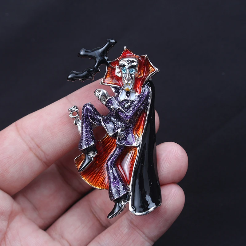 Fashion Metal Clown…