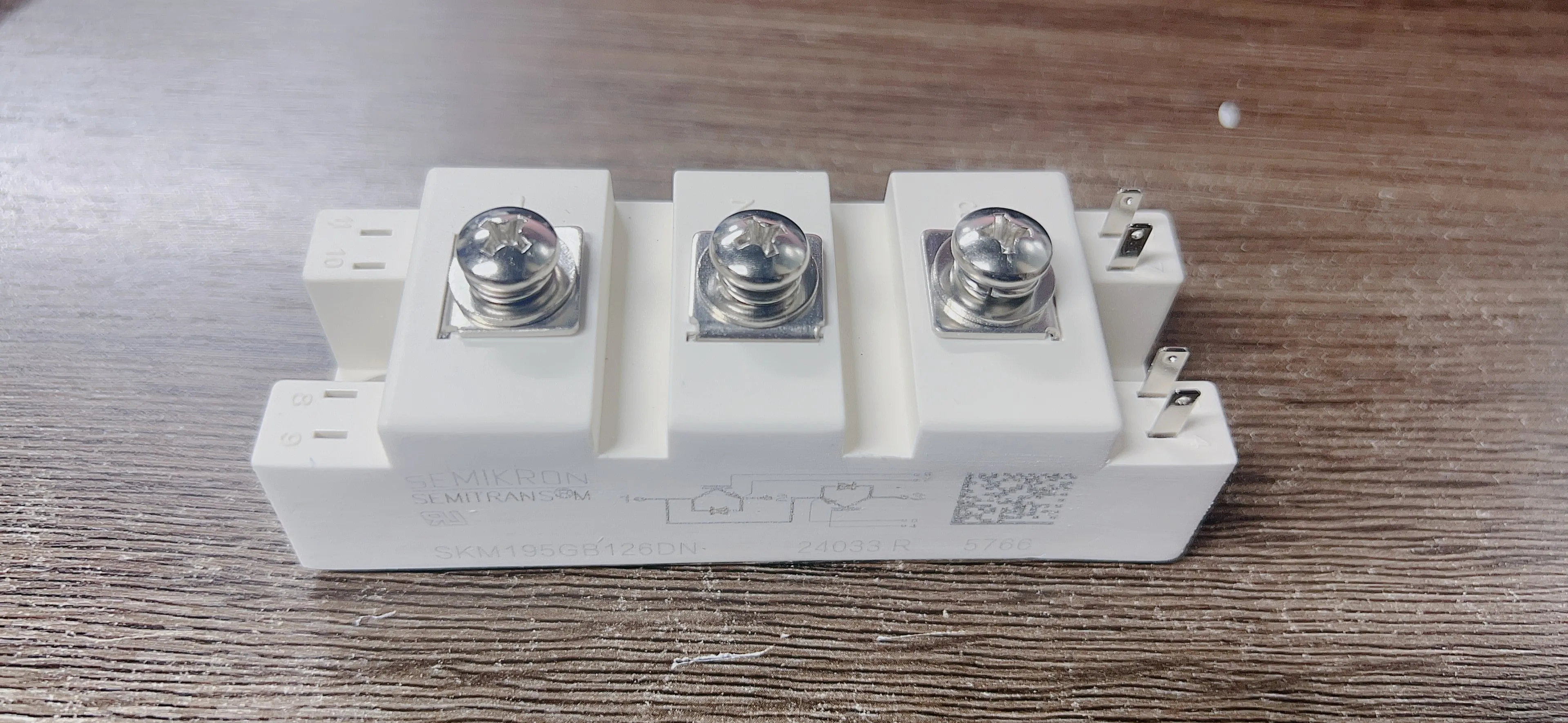 SKM195GB126DN power module in stock supply, welcome to order!