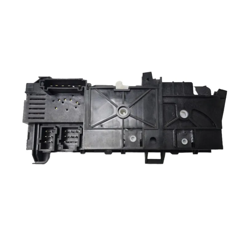 Livraison rapide : Panneau de commande de chauffage climatiseur pour 2010 9438200026 A9438200026 en stock