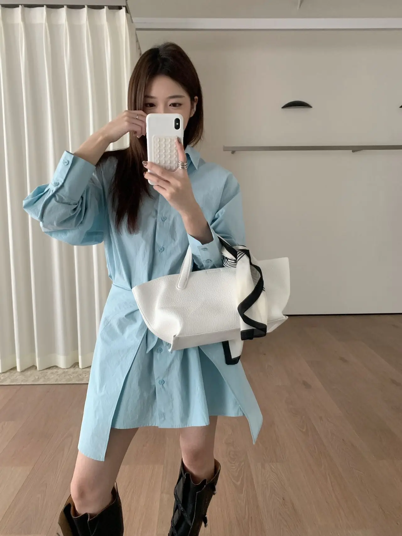 

Комплект из двух предметов: топ и шорты Lilian TE Pure Color Midi для женщин, весенний сезон, с воротником, длинными рукавами, приятный к телу, дышащий.