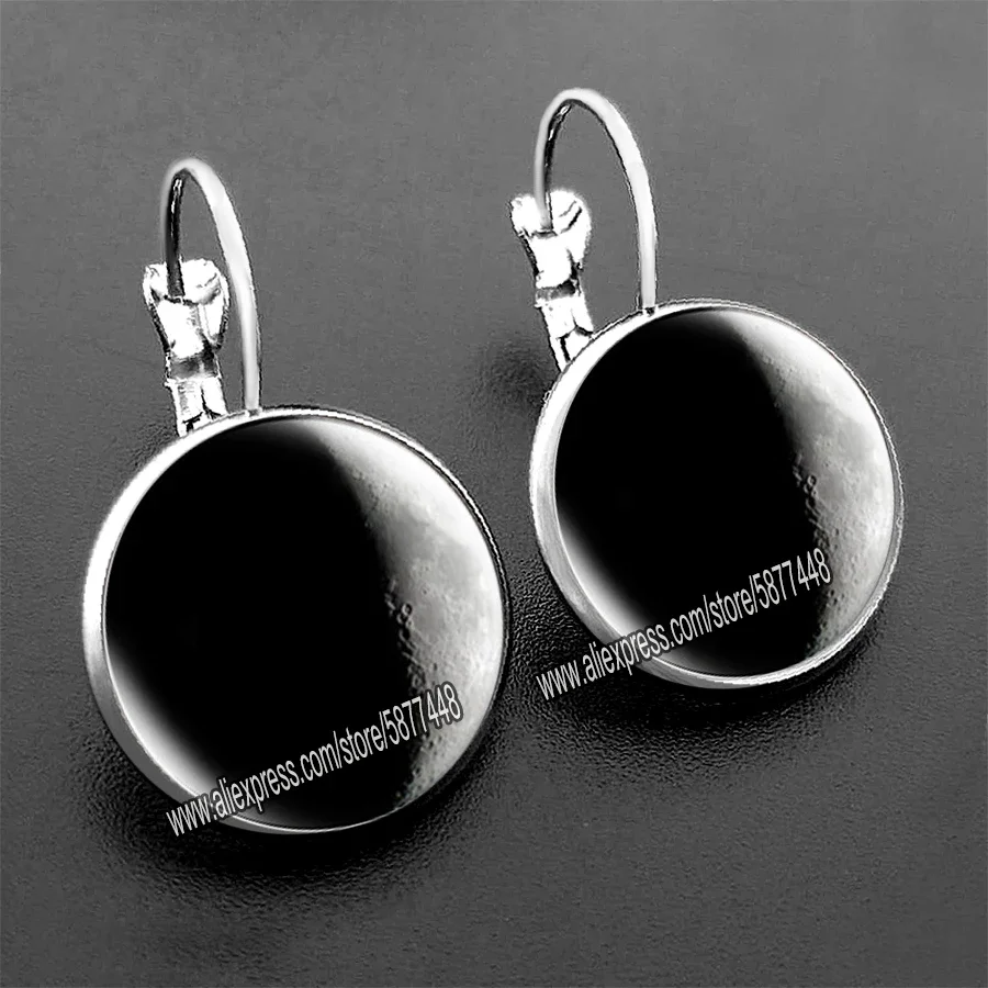 New Arrival Nebula Galaxy Women Stud Earrings Nebula Glass Cabochon Earrings Solar System Space Univers French Earring for Women