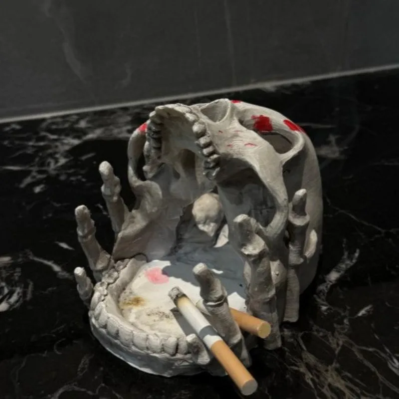 

Пепельница в виде черепа для гостиной, забавный настольный декор, поднос для курения, фигурка, подарок для парня, стильный аксессуар для домашнего декора