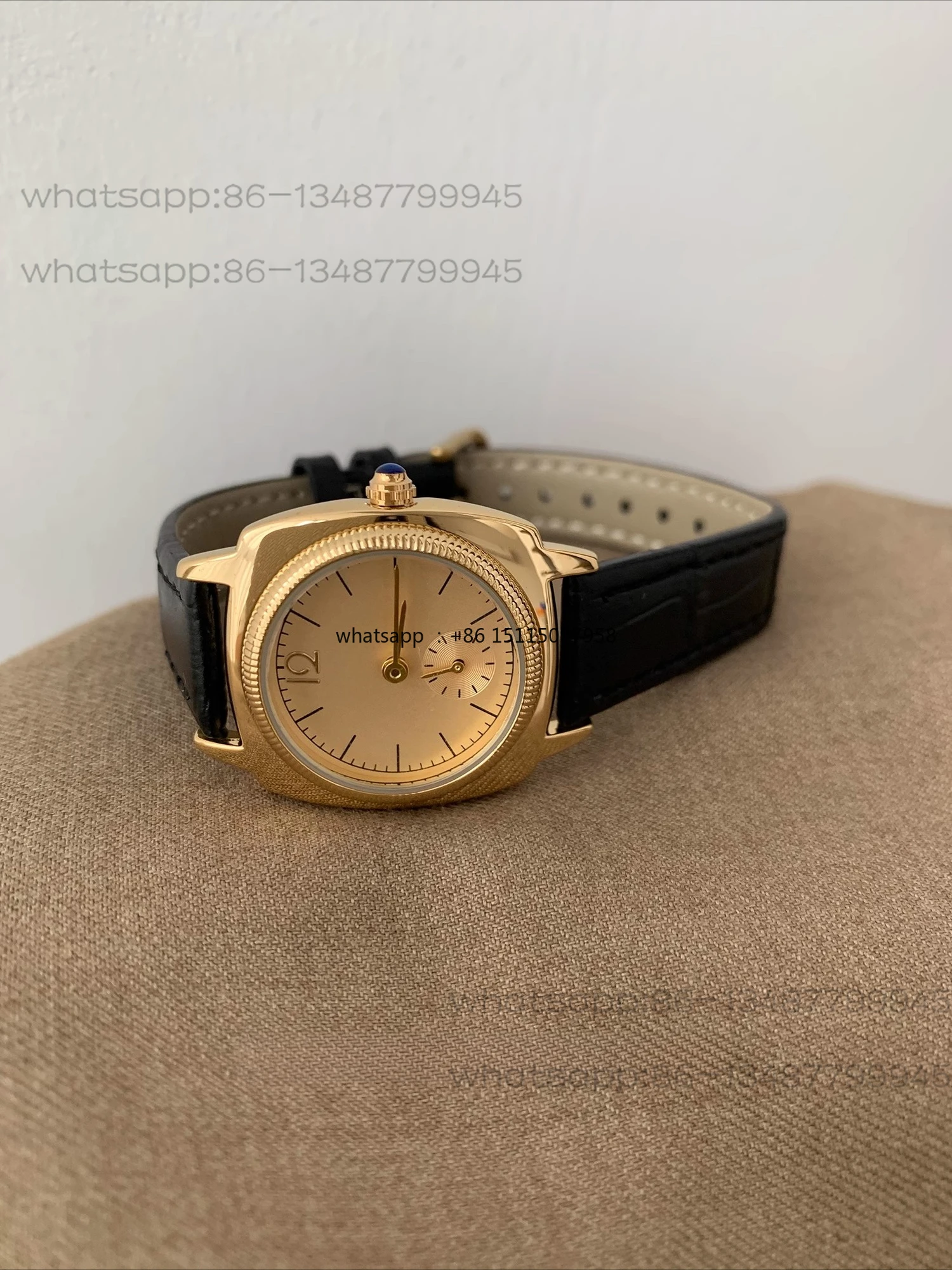 Leather round small dial women's watch antique fashion commuter versatile quartz watch AIE04