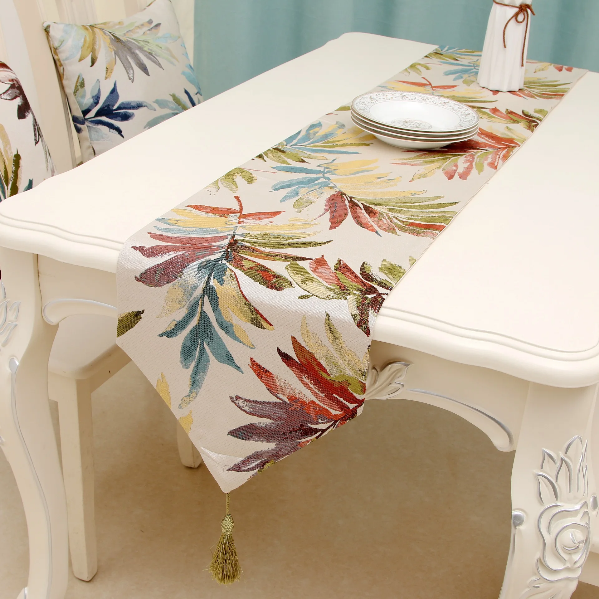 leaves painting table north US european style table runner  wholesale embroider  table runner for wedding hotel dinner party