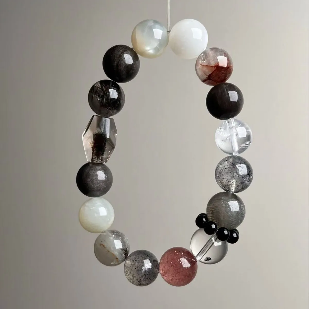 

Natural Multi-treasure Crystal Bracelet, Women's Bracelet, Light Luxury Fashion and High-end Niche Design