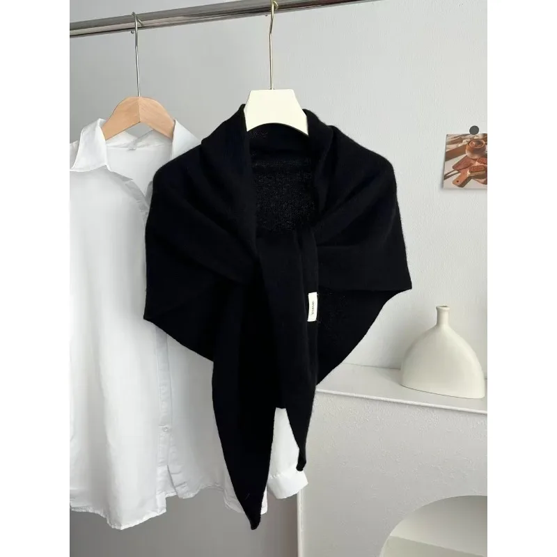 شال كبير من الصوف الأسترالي 100% للنساء للخريف والشتاء بتصميم مقعر دافئ لحماية الكتف وشاح مثلث محبوك