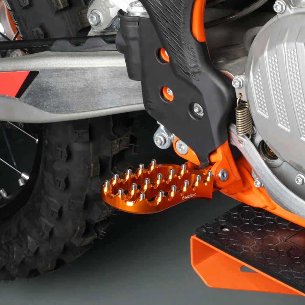 For 2017-2023 KTM 300 EXC-F 350 Forged Enlarged Foot Pegs Footrest Footpegs SX 125 SX 250 SX-F 450 SX-F 350 XC XC-F 2017-2022