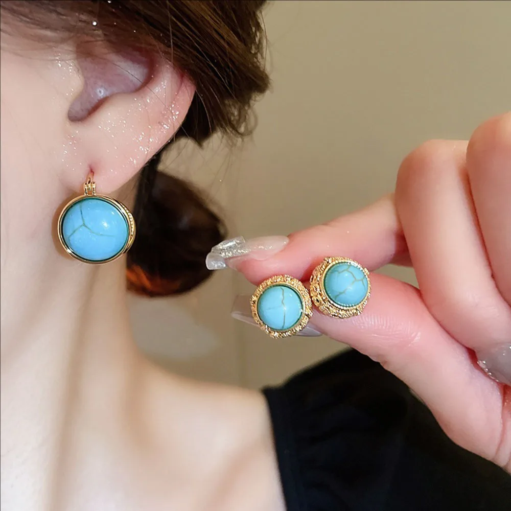 

Golden Electroplated Silvery Needle Zirconia Artificial Stone Earrings for Women Fashionable Jewelry For Women