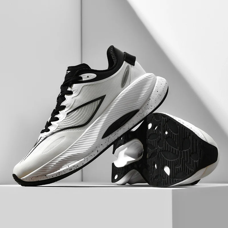 

Sports and leisure shoes, men's shoes, marathon oversized air cushioned shoes, fly woven all season rubber, wear-resistant, anti