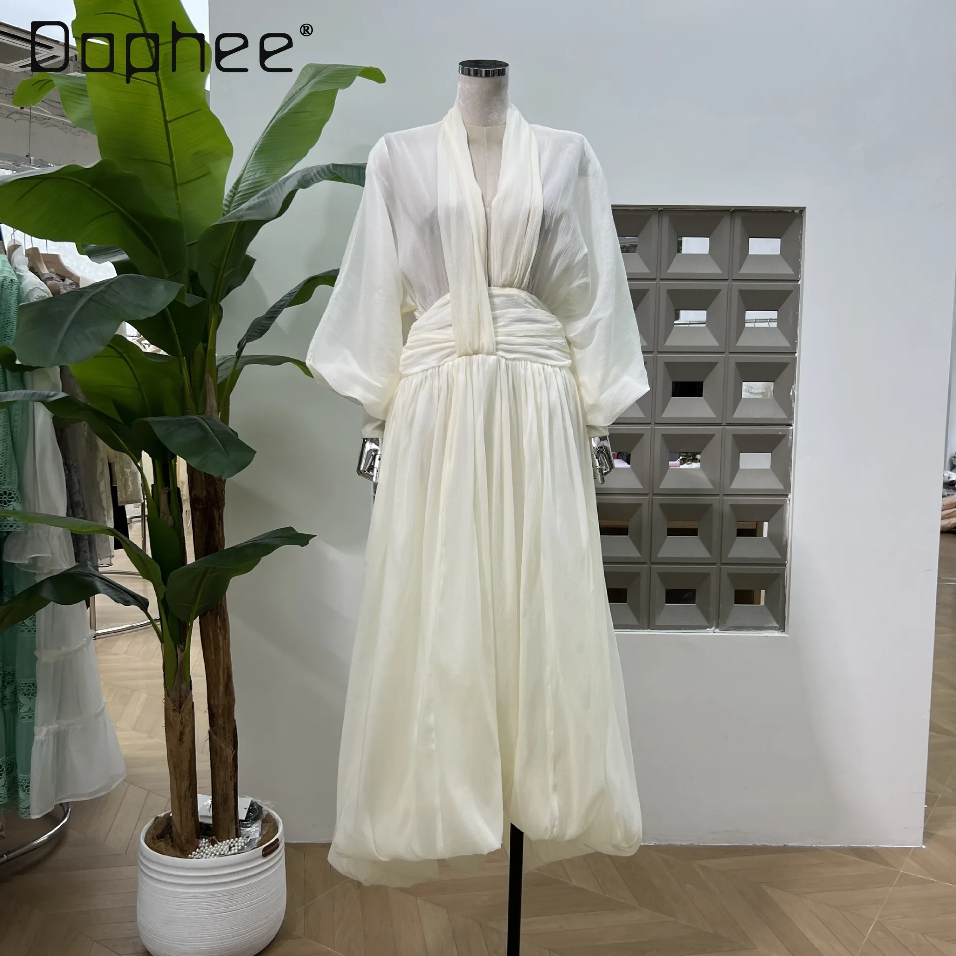 

Temperament Celebrity Style Deep V-neck Lantern Sleeves Slim Puffy Dress for Women Romantic Elegant Fairy Style Evening Dresses