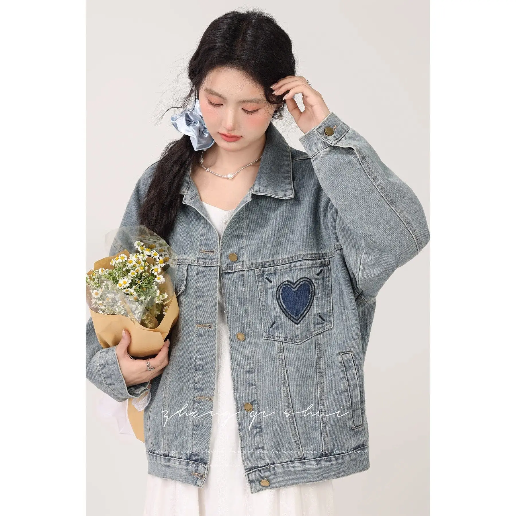 

Женские куртки Элегантная женская ветровка с капюшоном Короткая укороченная длина Модная стильная верхняя одежда на пуговицах с передним карманом Чистая простая