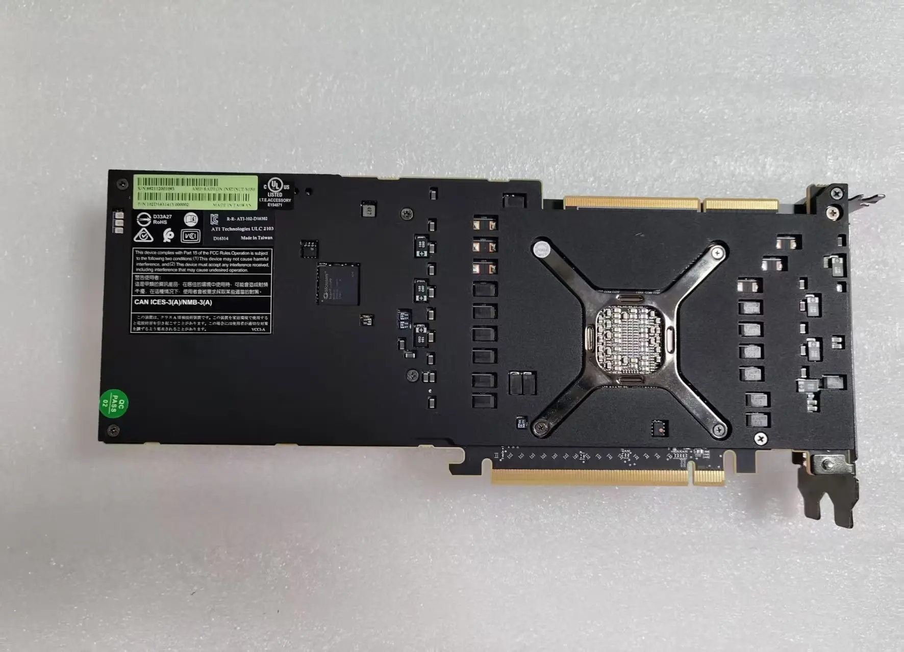 Graphics card MI50 32gb dual 8pin HBM2 server GPU Vega20 chip game graphics card MI50 16GB