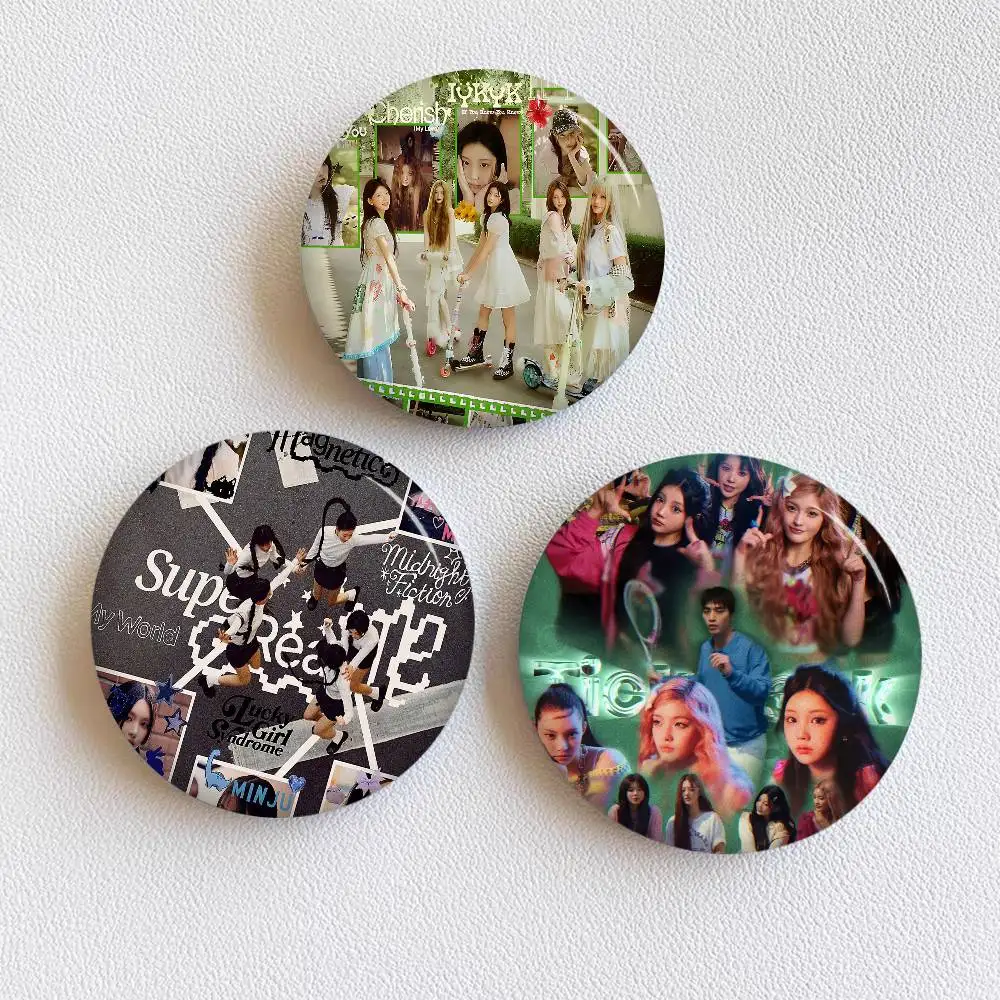 Korean Kpop I-illit Music Anime Brooches Cute Cartoon  Badge Jacket Jeans Lapel Pin Gift Accessorie
