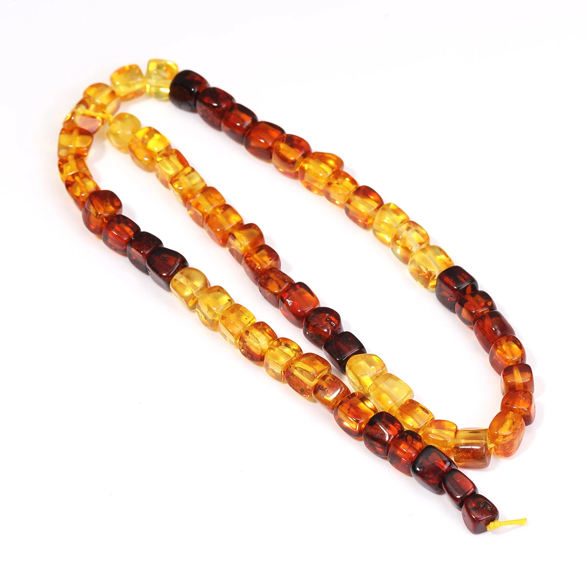 Natürliche, reine Bernstein-Bienenwachsperlen, 6/7 mm, werden zur Herstellung hochwertiger Geschenke, Halsketten, Armbänder, Ohrringe, leichter Luxus-Schmuck mit losen Perlen verwendet. – Detail 7
