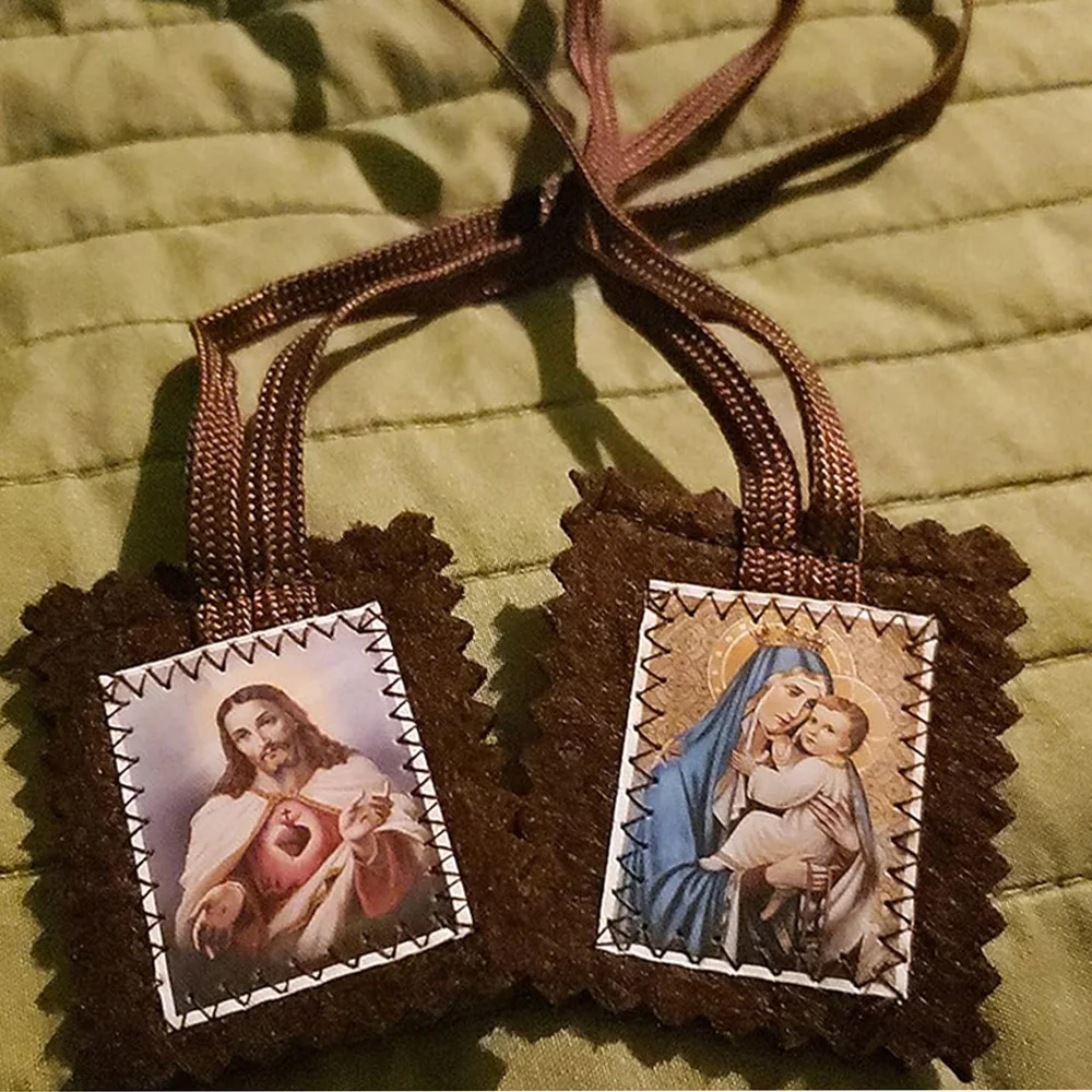 Braunes Tuch, Schulterblatt, heiliges Herz Jesu und Karmelit, Nonnen auf Kordelkette, katholische Halskette, Geschenk zur Kommunionbefestigung – Detail 3
