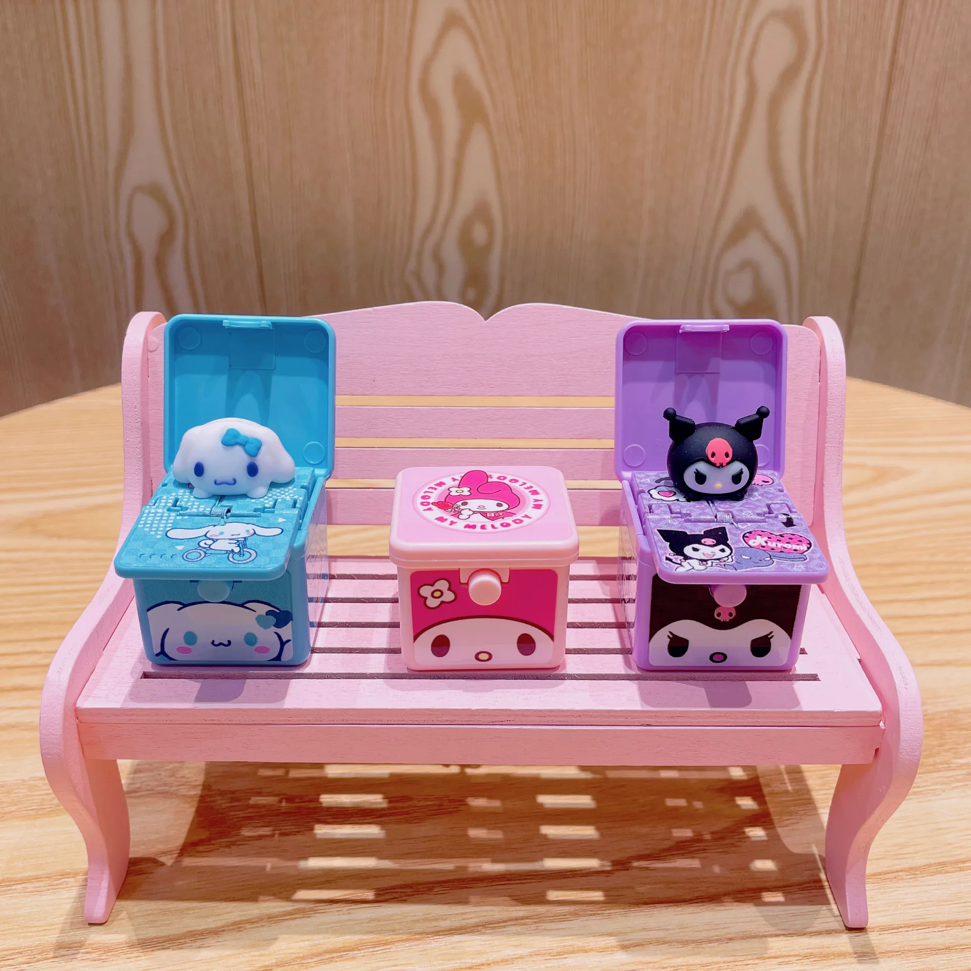

Sanrio Kuromi Melody аниме брелок экшн-фигурка забавные игрушки коробка-сюрприз милая модель коллекция фанатов игрушки подарок на день рождения