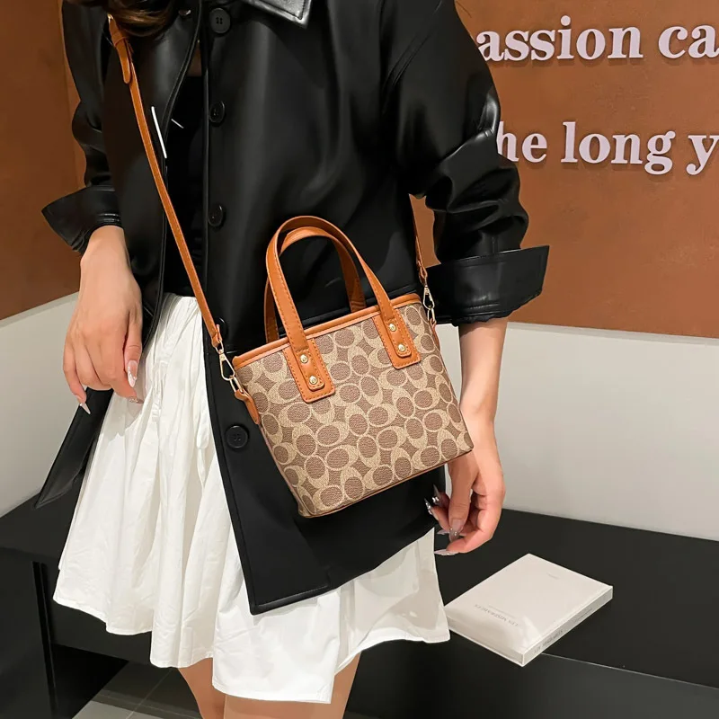 Fashion Texture Trendy Bag for Women 2026 Autumn New Fashion Crossbody Bag Korean Edition Instagram Handbag Bucket Bag