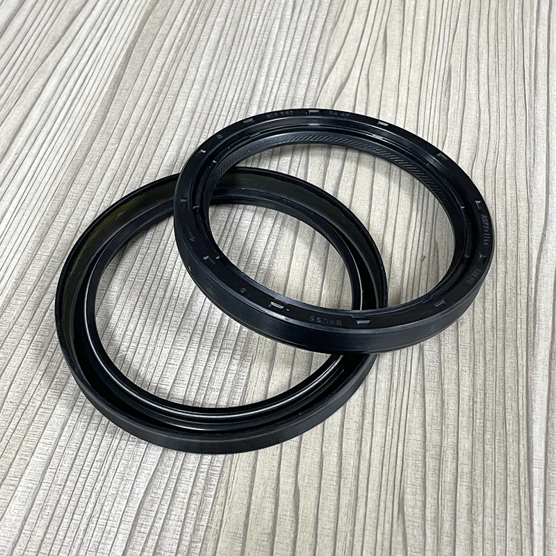 2PCS Crankshaft oil seal 914.932 in size 93*114*13 00A103085, 0179977447, 12012249