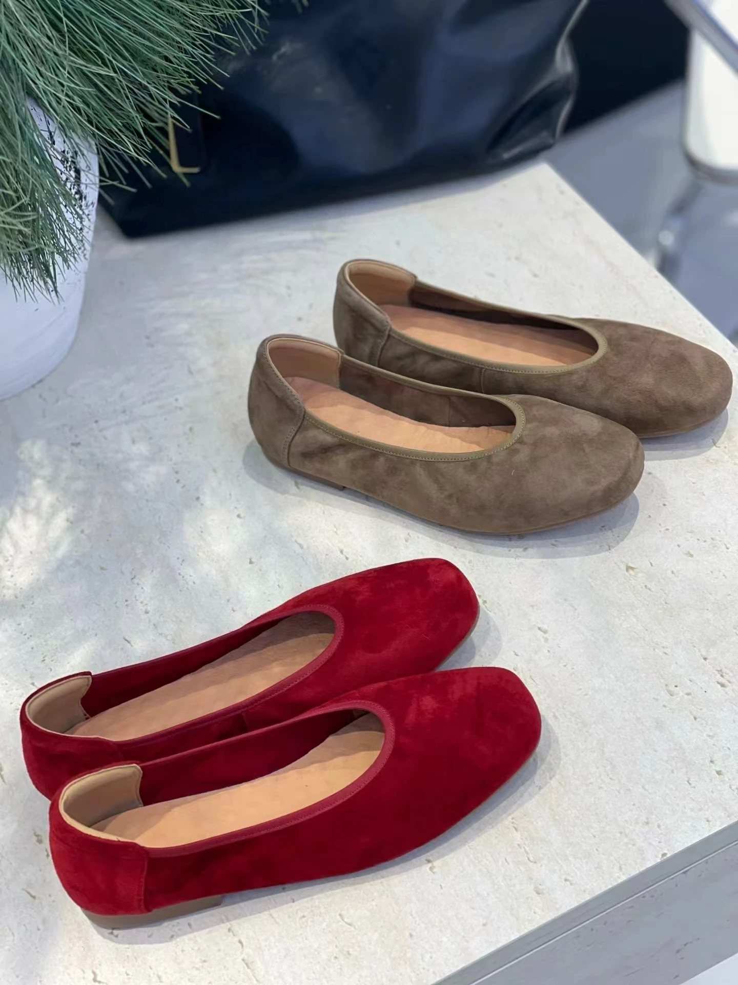 nuove-ballerine-rosse-in-finta-pelle-scamosciata-2026-da-donna-comode-con-suola-morbida-scarpe-da-nonna-alla-moda-mocassini-slip-on
