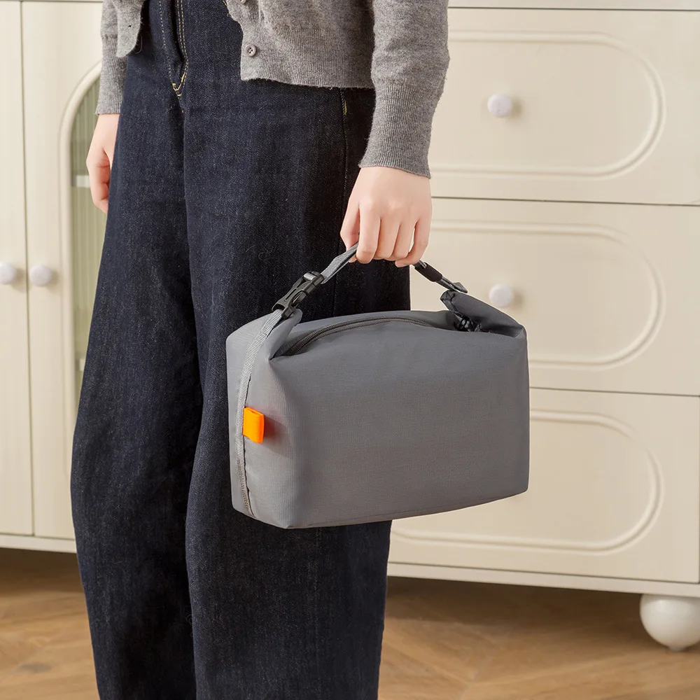 Thumbnail 4 - #4 Best Lunch Bags to Buy In 2026