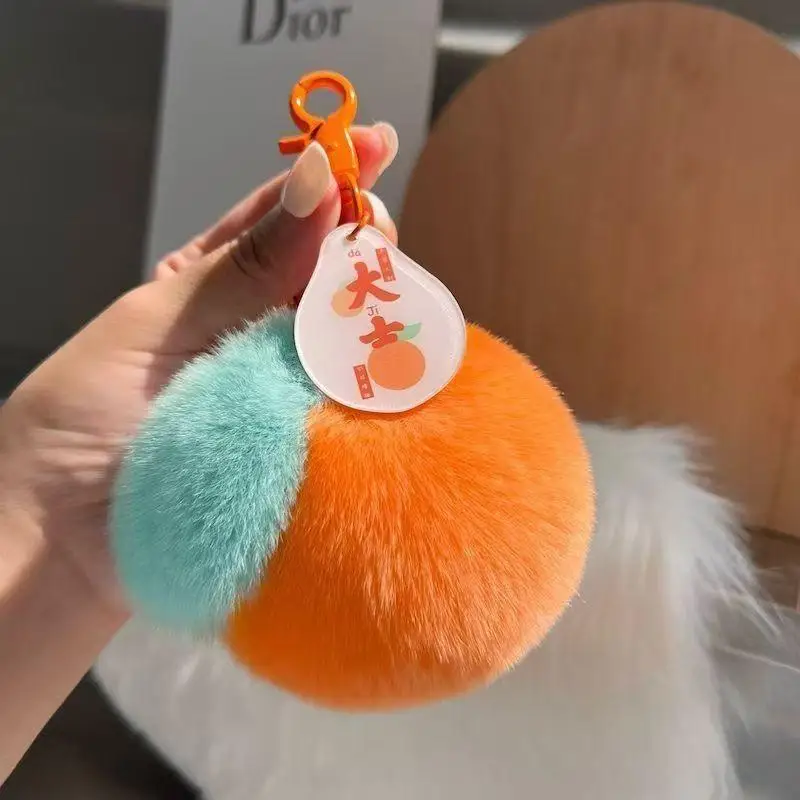 Niedlicher Flauschiger Persimon-Pfirsich-Plüsch-Schlüsselanhänger, Weicher Gefüllter Frucht-Schlüsselring, Taschenanhänger, Dekoration für Neujahrsfest, Glücksgeschenke – Detail 4