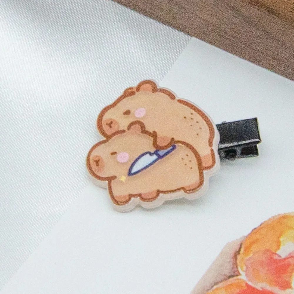 Épingle à cheveux Capybara en acrylique drôle, pince à bec de canard de dessin animé mignon, style coréen, barrettes animales douces, voyage, lumière