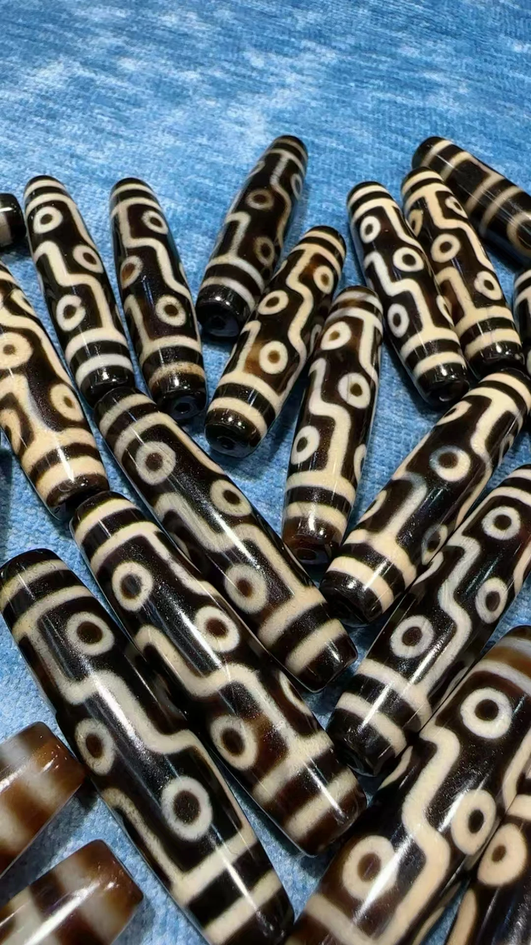 50pcs/lot 9 eyes Patterns  55mm Penetrating Tooth Yellow Tibetan Dzi Beads DIY Amulet pendant Necklaces