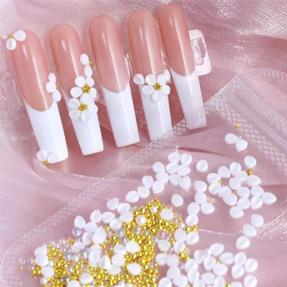 150 ชิ้น 5 กลีบดอกไม้ผสมลูกปัดมุกเล็บ Charms สีชมพูอะคริลิคดอกไม้ Rhinestones แกะสลักกลีบดอกไม้ตกแต่งเล็บ