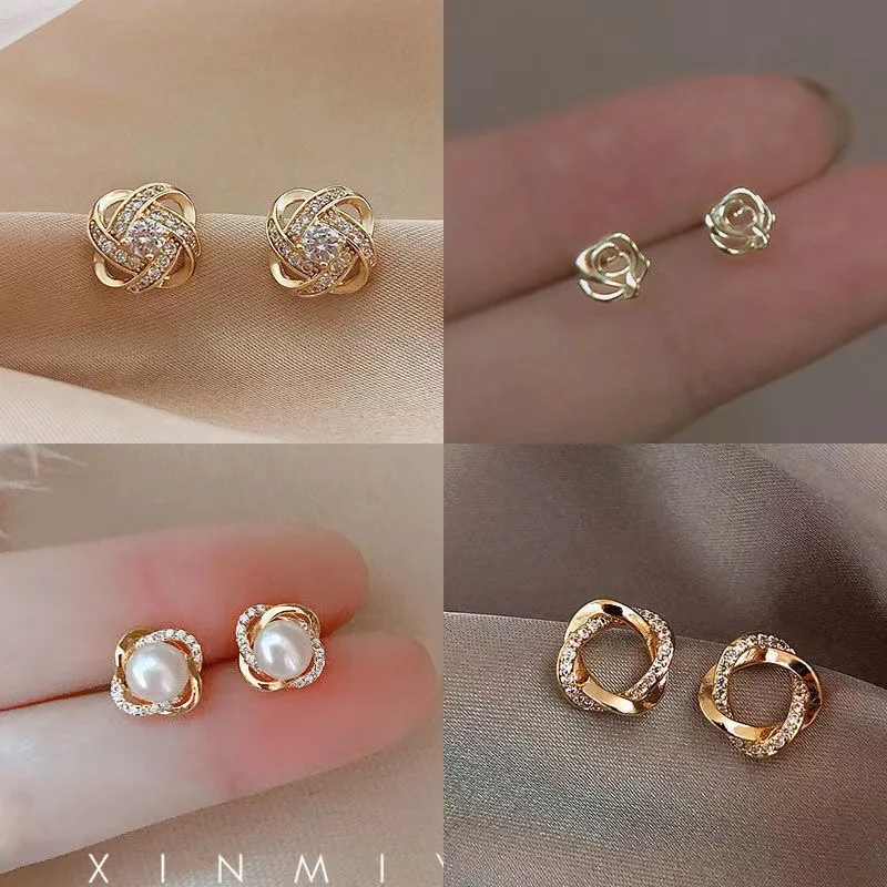 S925 Silver Needle Premium Feel Light Luxury Pearl Earrings for Female Minority Design Feel Earrings New Jewelry gifts