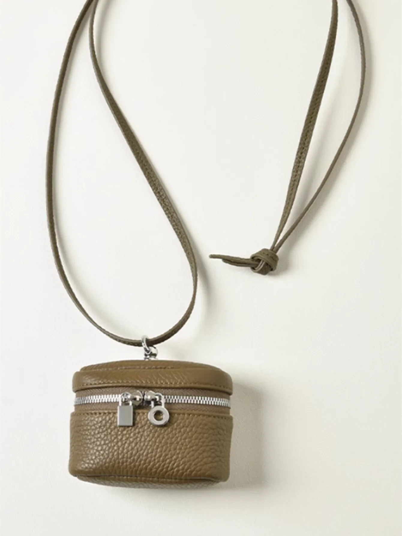 حقيبة كروس صغيرة للنساء من الجلد الصناعي الفاخر، حقيبة بسحاب للإغلاق، تصميم نحيف، حقيبة أحمر الشفاه هدية للفتيات والنساء