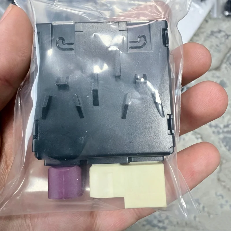 Interface USB Plug SD Card Reader Type-C Model For Mercedes Benz A GLA B GLB A2478203802 2478203802 A2478200900 2478200900