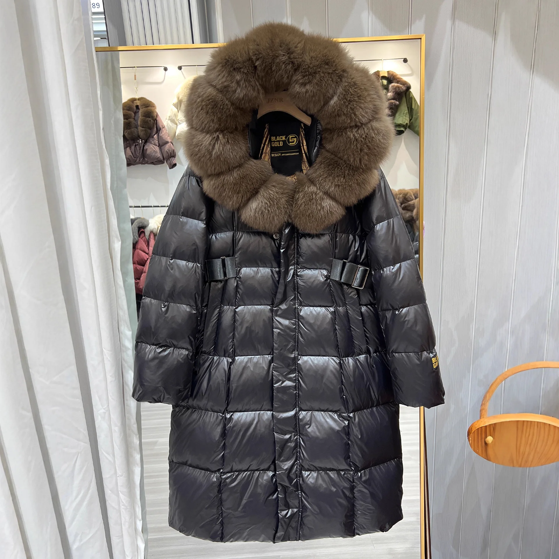 

Winter Women 90% White Duck Down Coat New Natural Thick Warm Long Winter Jacket Real Big Fox Fur Collar Belt Loose Puffer Parka