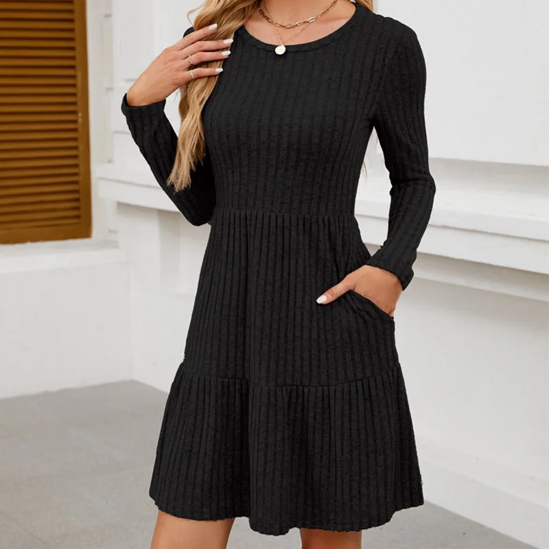 

Women's Retro Knit Pleated Dress Solid Long Sleeve Round Neck Pocket Fall Casual High Waist European American Everyday Outfit