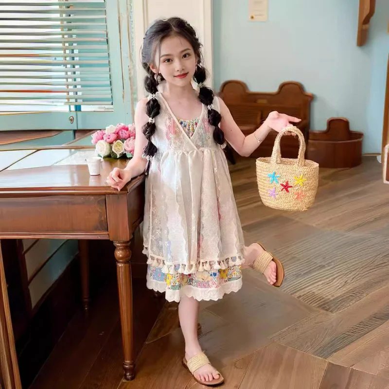 

Girls Suit2026New Bohemian Vacation Print Dress with Camisole for Older Children, Two-Piece Set