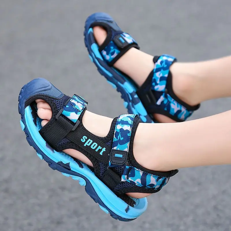 

2026 Summer Kids' Korean Style Soft Sole Beach Sandals Toddler Boys' Breathable Non Slip Outdoor Shoes