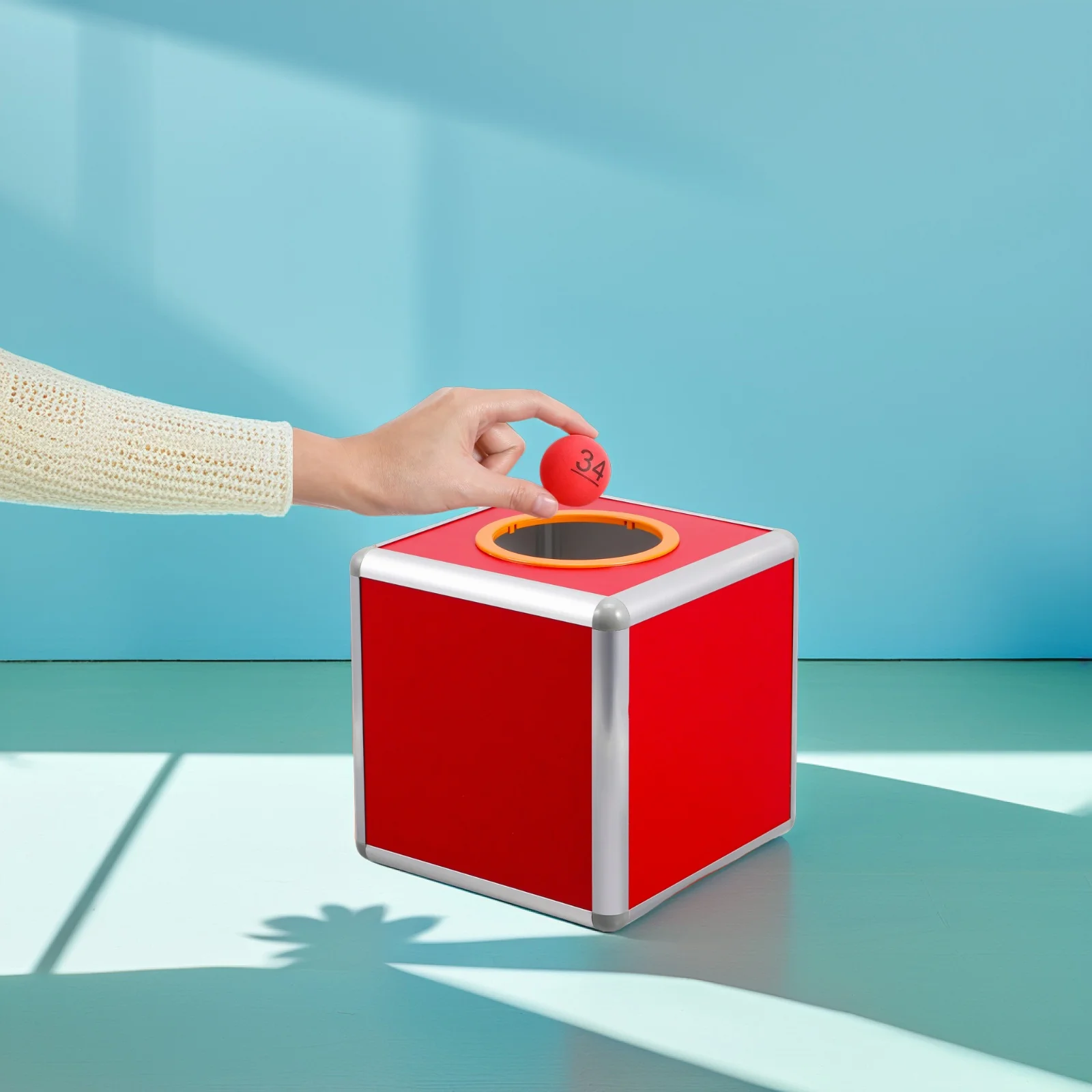 صندوق تذكرة السحب من سبائك الألومنيوم الفاخر متعدد الوظائف حاوية ألعاب كرة اليانصيب المربعة لبطاقة تبرع الحدث للحفلات #2