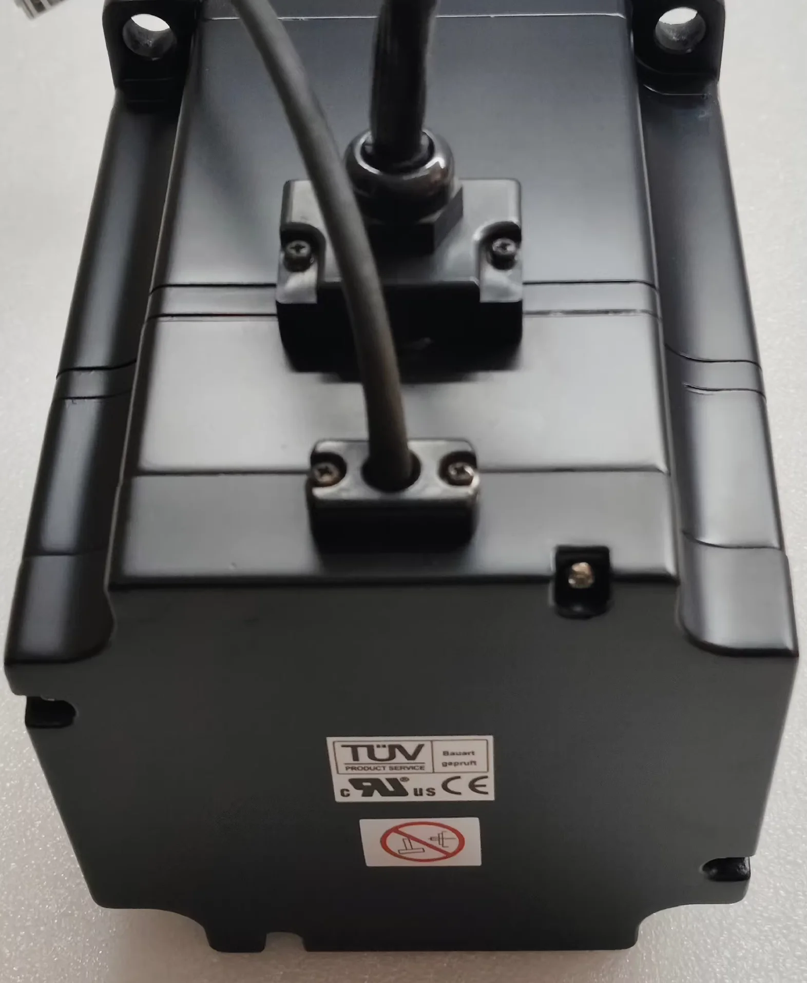 

SGMPH-15AAA2D Brand New Servo Motor，SGMPH 15AAA2D Servo Motor，Fast shipping，In Stock