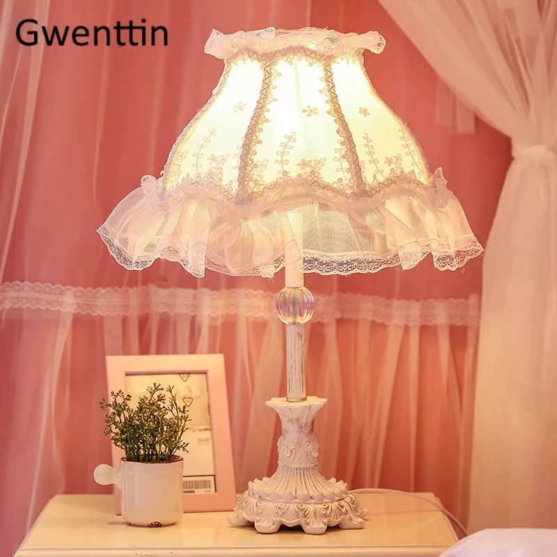 Imagem -01 - Nordic Ins Lace Tecido Candeeiros de Mesa Led Stand Luminárias de Mesa para Quarto Bedside Princess Home Decor E27 Luminária Rosa nordic ins lace tecido candeeiros de mesa led stand luminarias de mesa para quarto bedside princess home decor e27 luminaria rosa 01