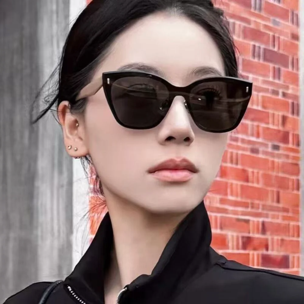 KLASSNUM خمر إطار كبير عين القط النظارات الشمسية النساء الفاخرة العلامة التجارية تصميم واقية من الشمس ظلال موضة 2025 نظارات شمسية مكافحة UV400