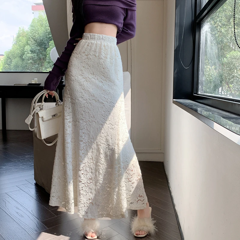 Saia Branca Bordada de Cintura Alta Versátil Retro, Midi, com Renda e Cauda, Saia Bodycon para Mulheres