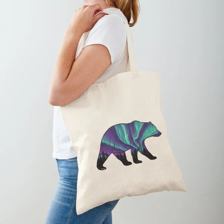 Brown Bear Silhouette - Northern Lights - Storm Gray Tote Bag