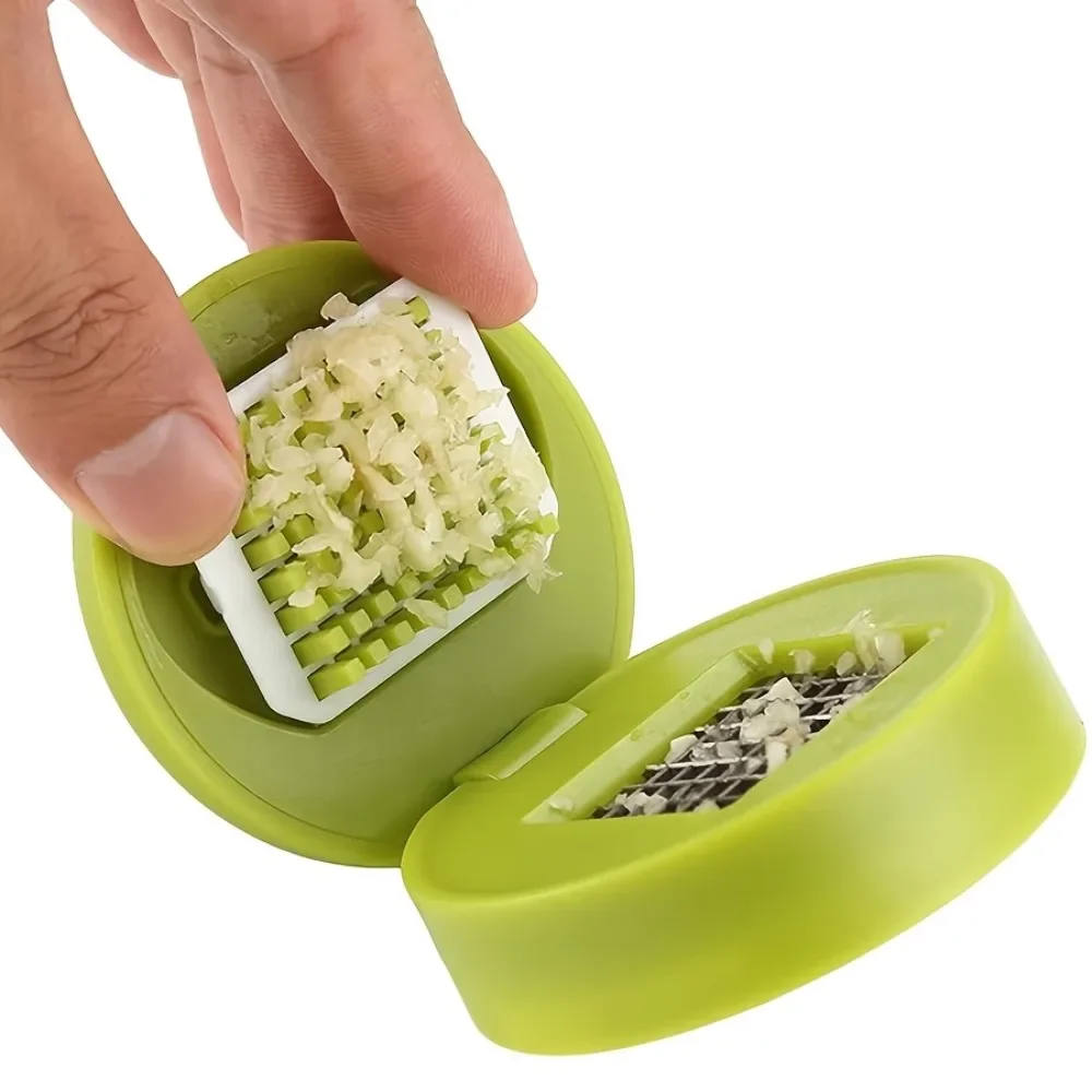 1PC Mini Manual Garlic Chopper, Handheld Garlic Crusher and Onion Vegetable Dicer with Container - view 3