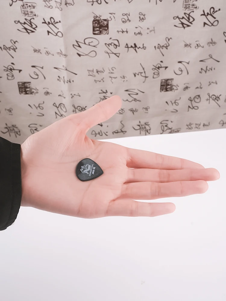 Médiators Dunlop 571R Gator Grip Jazz III 1.4mm USA Original Mate Antidérapant Bord Biseauté Attaque Rapide 1/3 Pièces