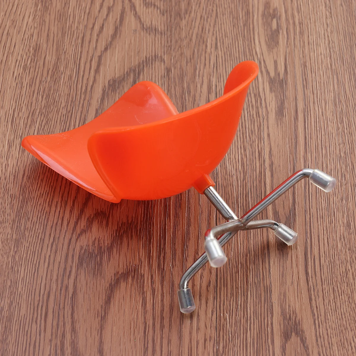 1 szt. Mini Krzesło Komputerowe dla Małych Zwierząt Plastikowa Metalowa Podstawa Klatka dla Jeża Chomika Siedzisko Gładkie Bezpieczne Krzesło Jajko Mini Meble