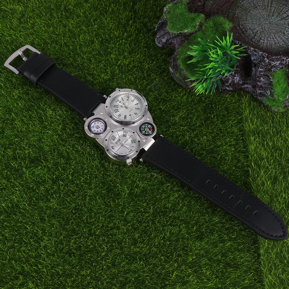 

Thermometer Compass Watch Strap Dual Quartz Movement Outdoor Sports Men'S Fashion Watch For Travel