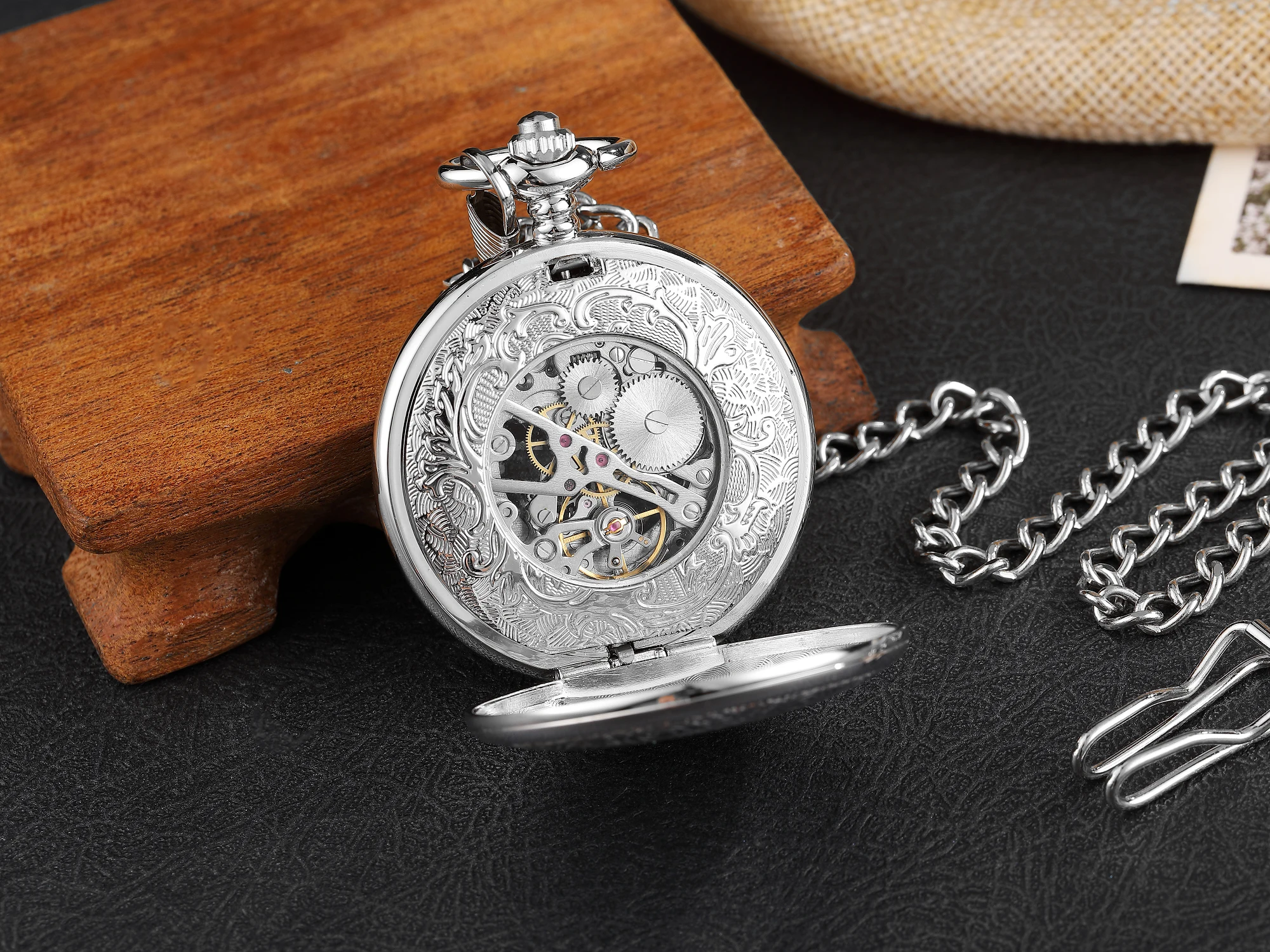 Antique Hollow Gears Silver Mechanical Pocket Watches Men Vintage Steampunk Fob Clock Male Necklace With Chain 2023